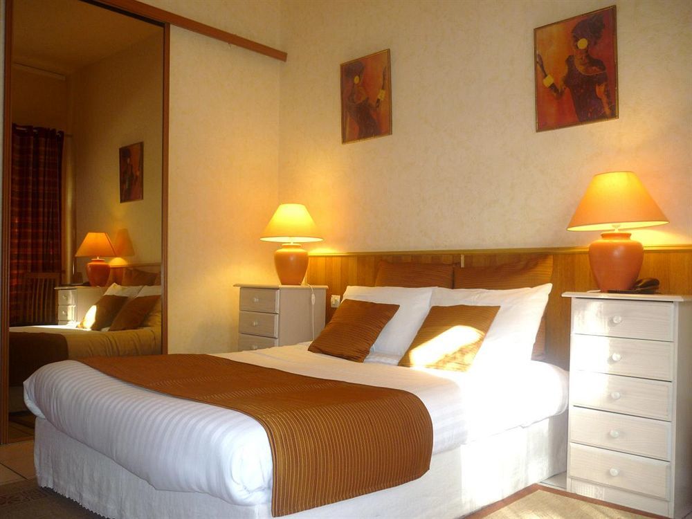 The Originals Boutique, Hotel Clos Sainte Marie, Nevers Exterior photo