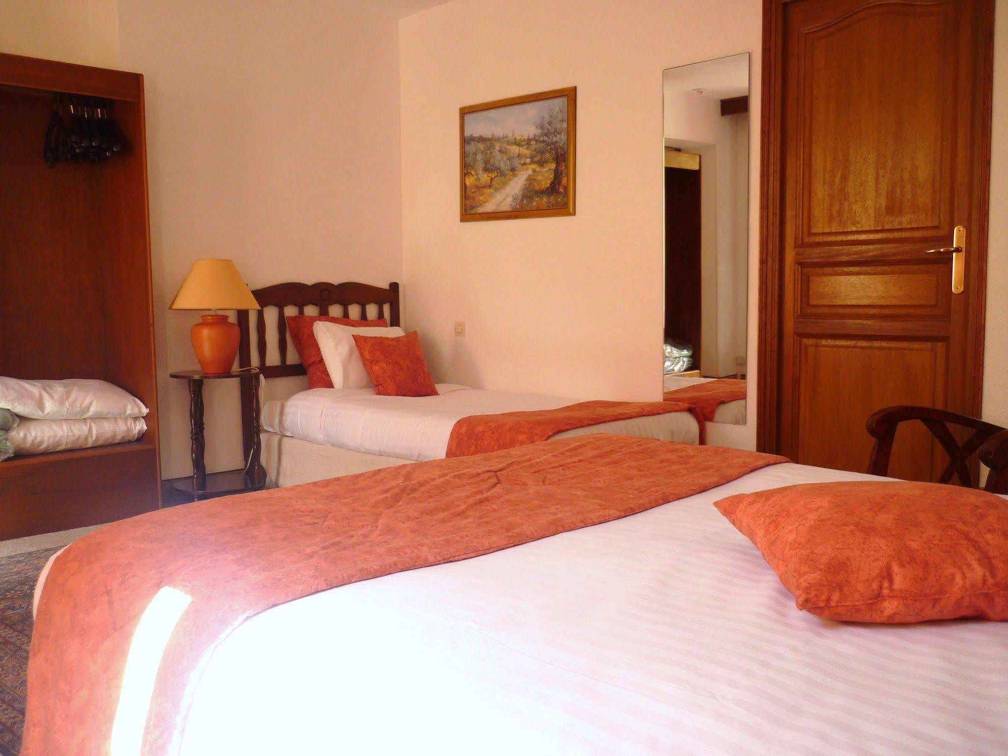 The Originals Boutique, Hotel Clos Sainte Marie, Nevers Exterior photo